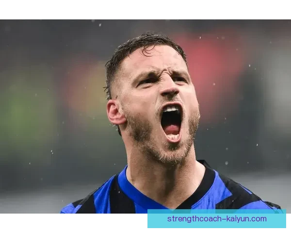 阿瑙托维奇在国米的表现稳健，备受期待迎接新赛季挑战