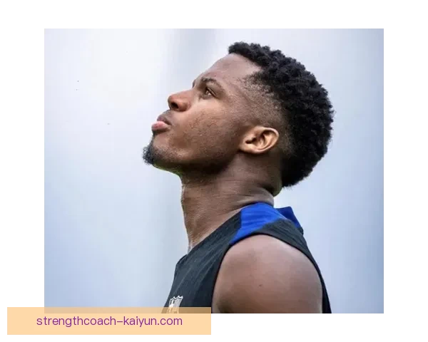 尼斯球队结构逐渐优化,近期表现稳健,备受关注。 尼斯球队结构逐渐优化,近期表现稳健,备受关注。